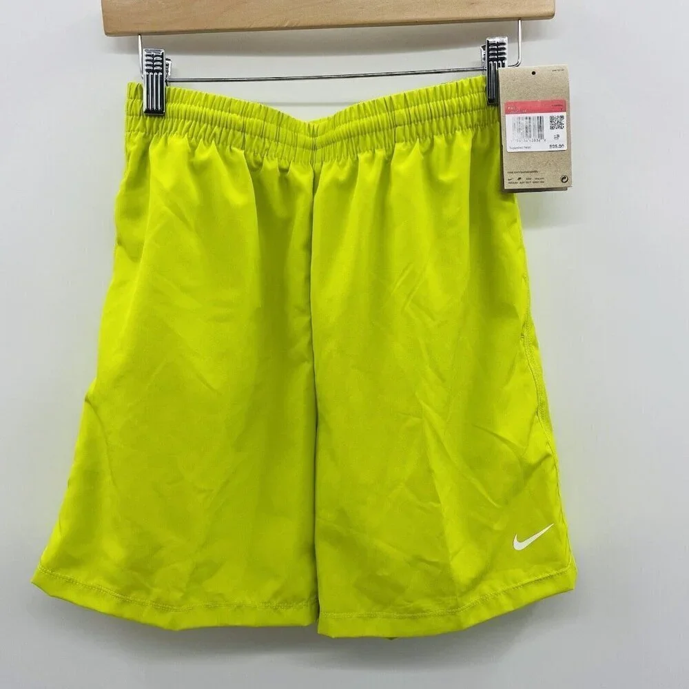 Nike Youth Boys Large Dri-FIT Multi+ Training‎ Shorts Standard Fit in Green 1806